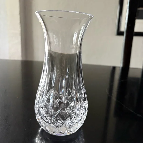 Waterford Giftology Lismore bud vase.